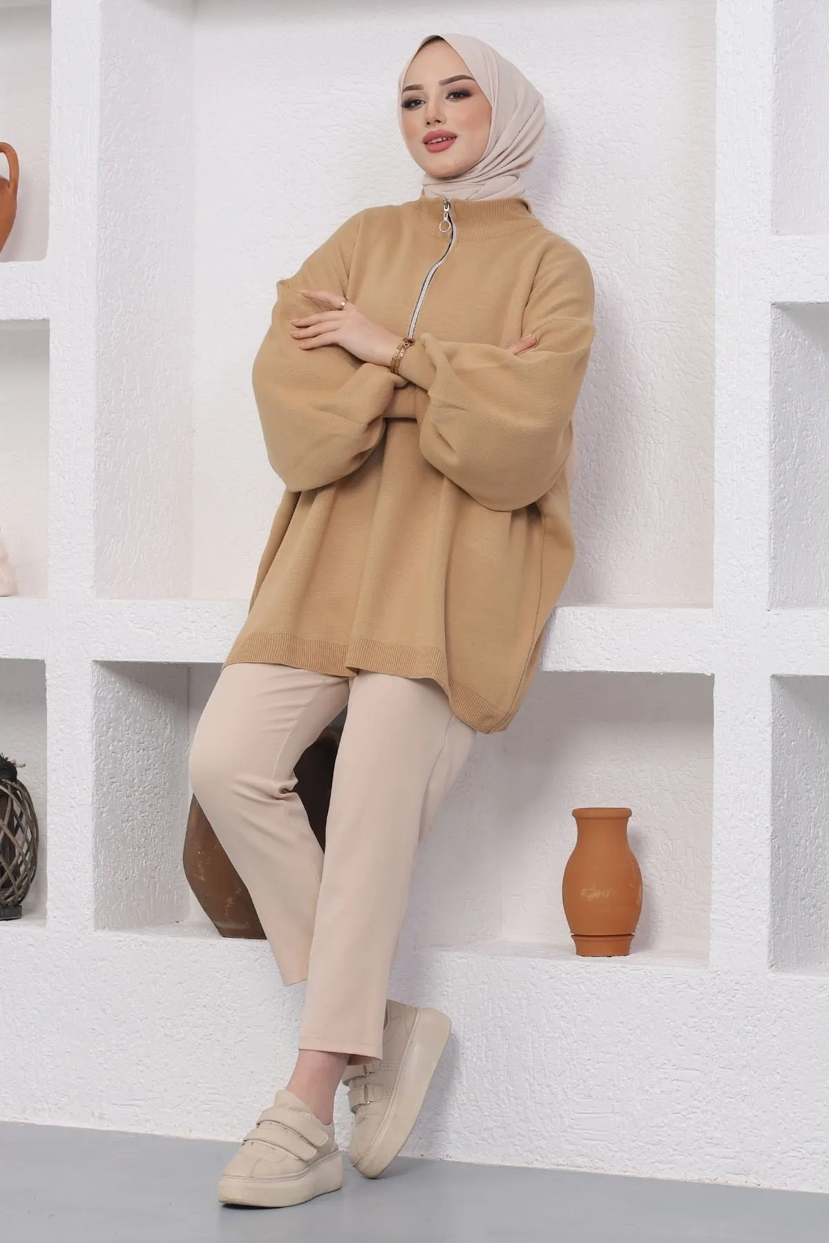 InStyle  Sara Stricktunika mit Reißverschluss – Kamel