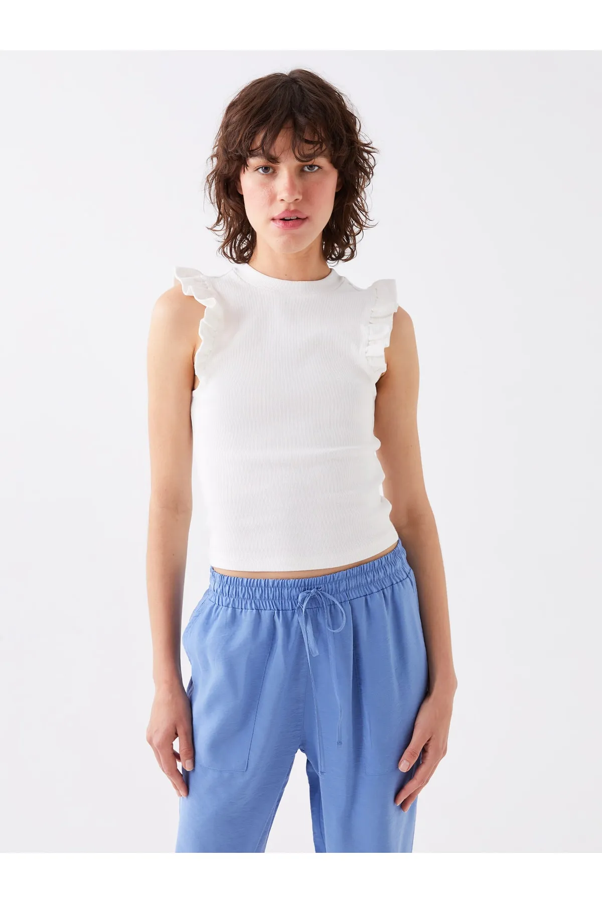 LC Waikiki  Einfarbiges Athlete-Shirt für Damen mit Rundhalsausschnitt