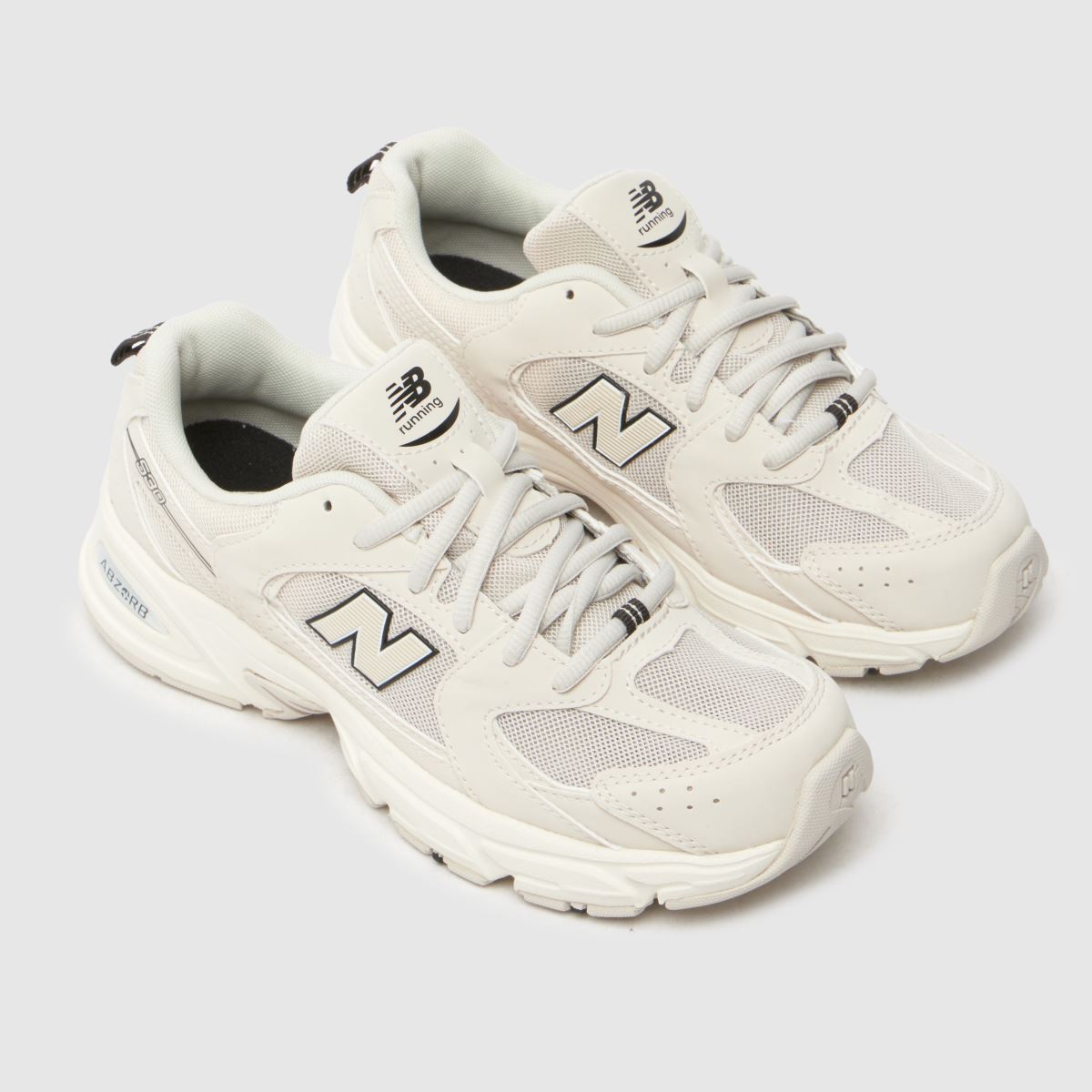 New Balance 530 Youth träningsskor i benvitt