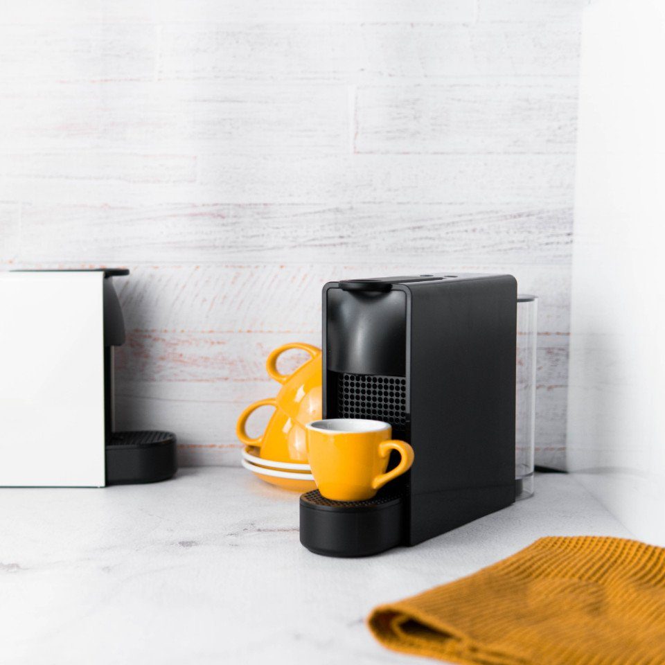 Nespresso Kapselmaschine Kaffeemaschine Nespresso Essenza Mini Black