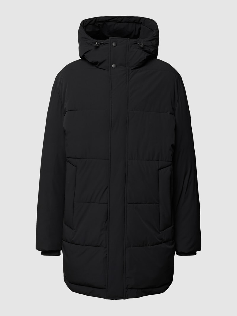 Steppmantel mit Label-Patch in schwarz