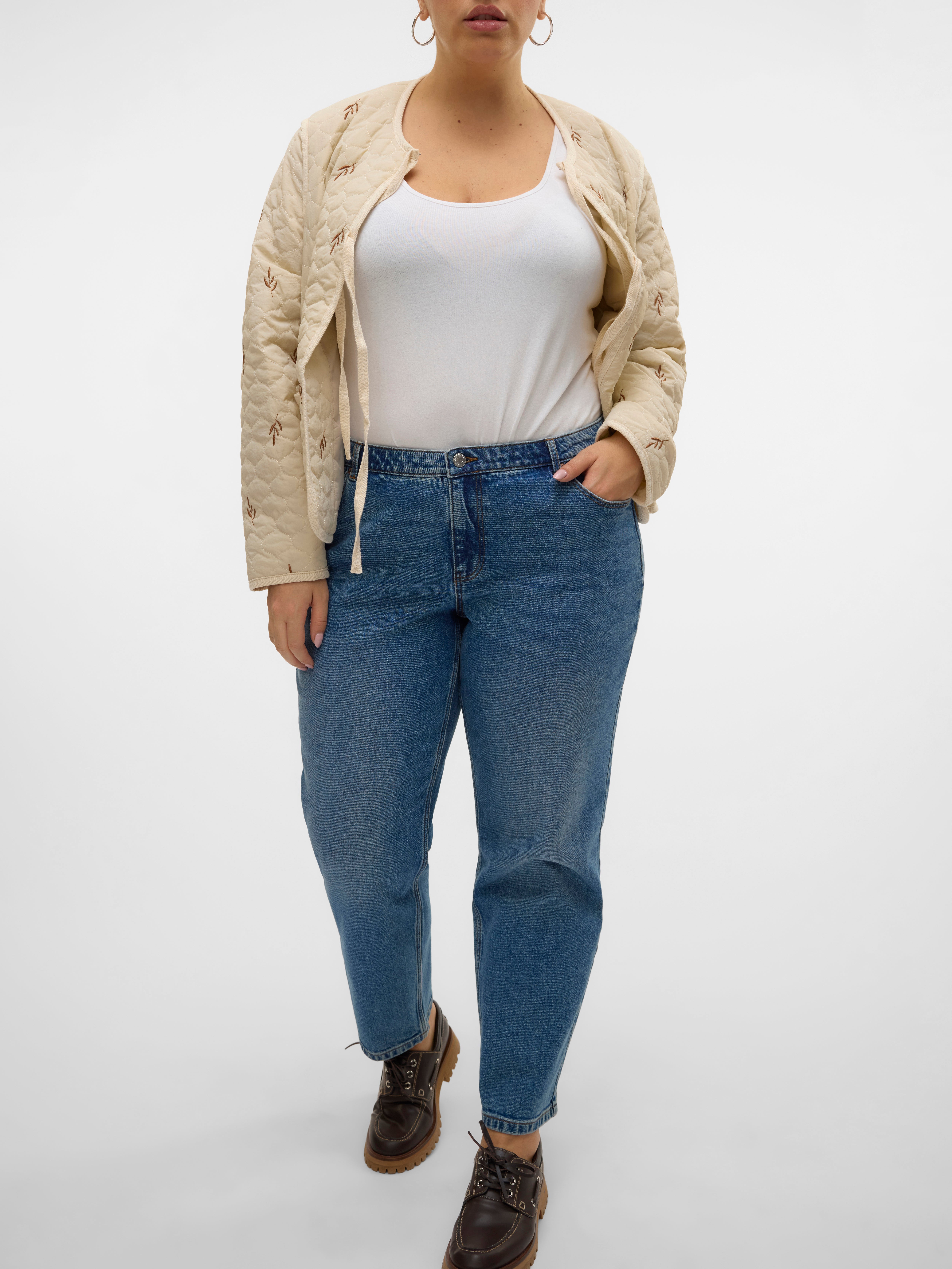 VMCKYLA Mid Rise Gerade geschnitten Jeans