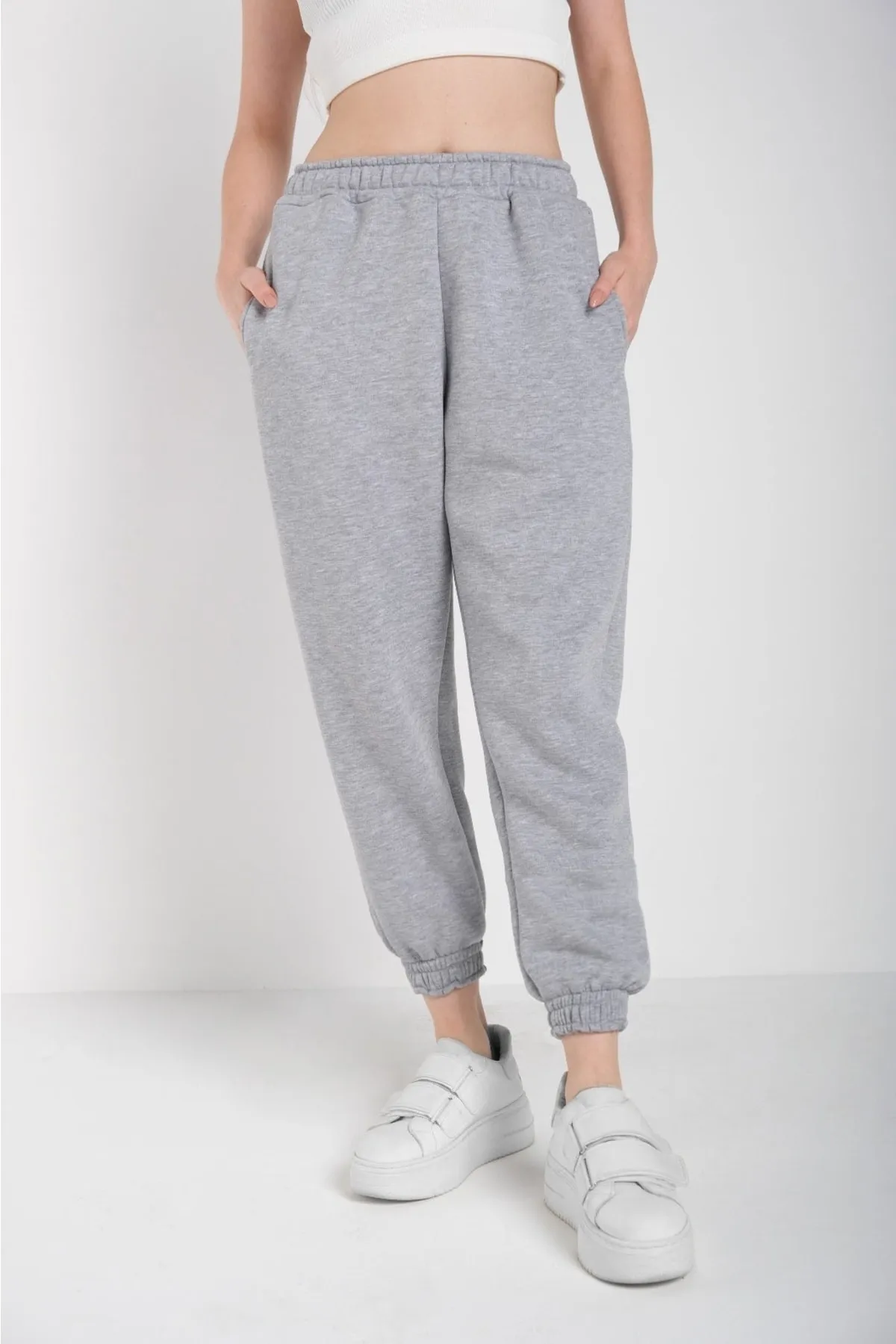 MODAGEN  Graue, einfarbige, elastische Oversize-Jogginghose für Damen