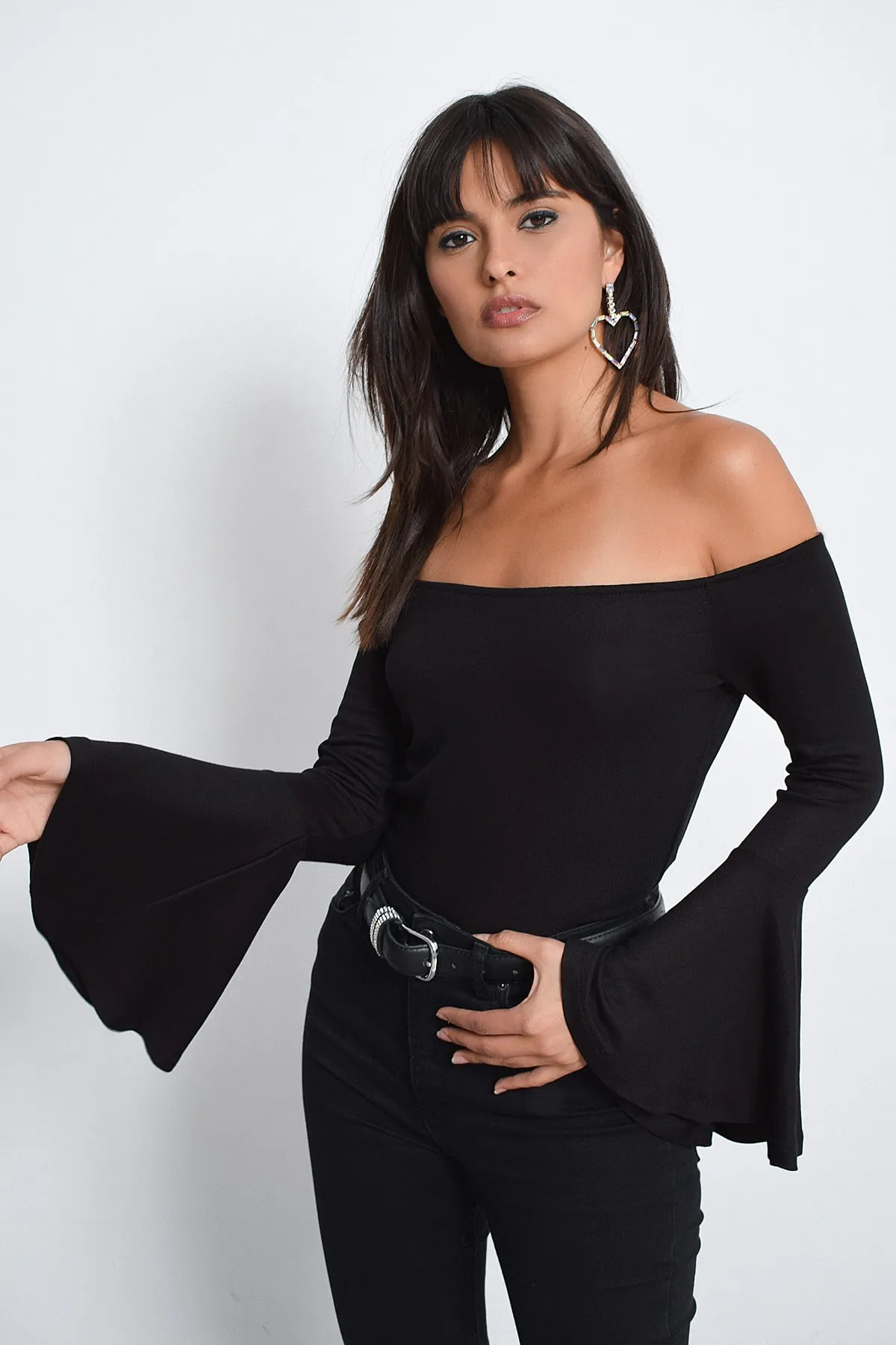 Cool & Sexy  Schwarze Damenbluse mit spanischen Ärmeln B07