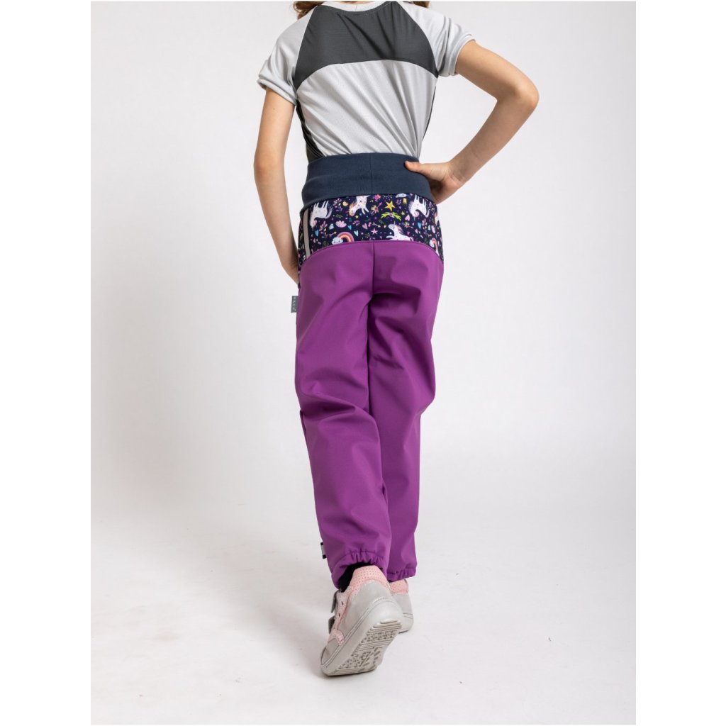 Unuo Kinder-Softshellhose mit Fleece Basic Einhörner Brombeere