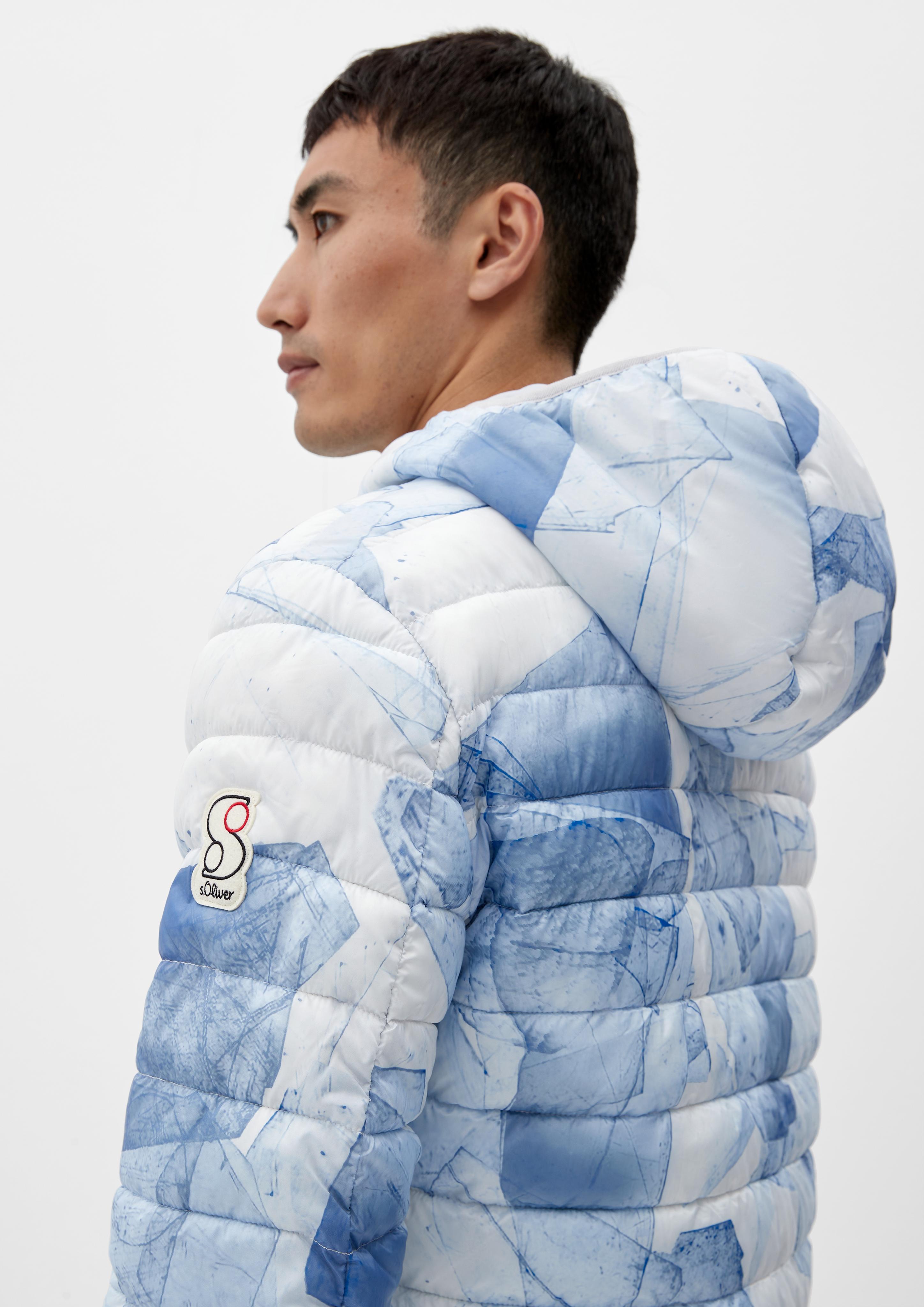 Kapuzenjacke mit Allover-Muster  2125985-01A1