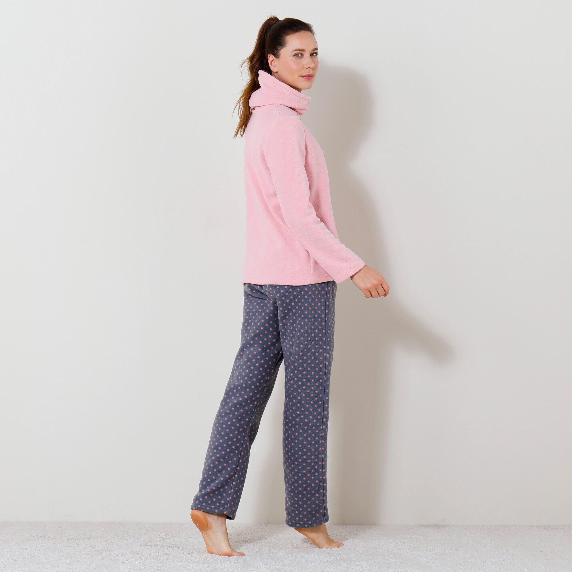 Pyjama pantalon col boule maille polaire