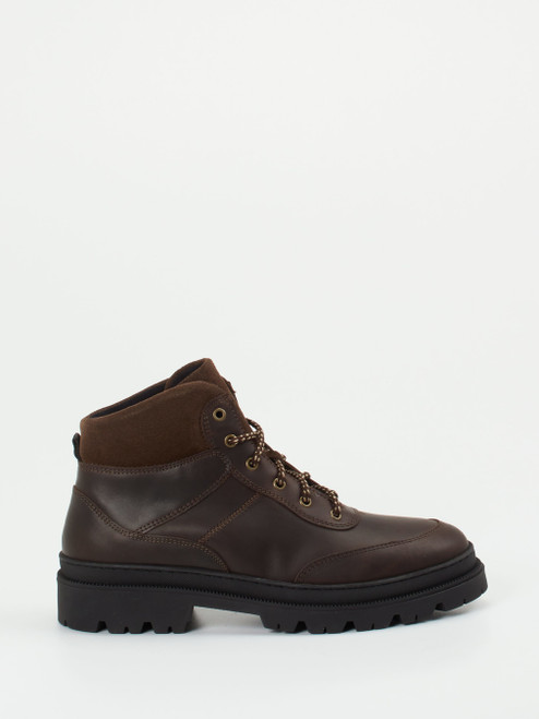Boots-47012090729 Ralph Harrison Country