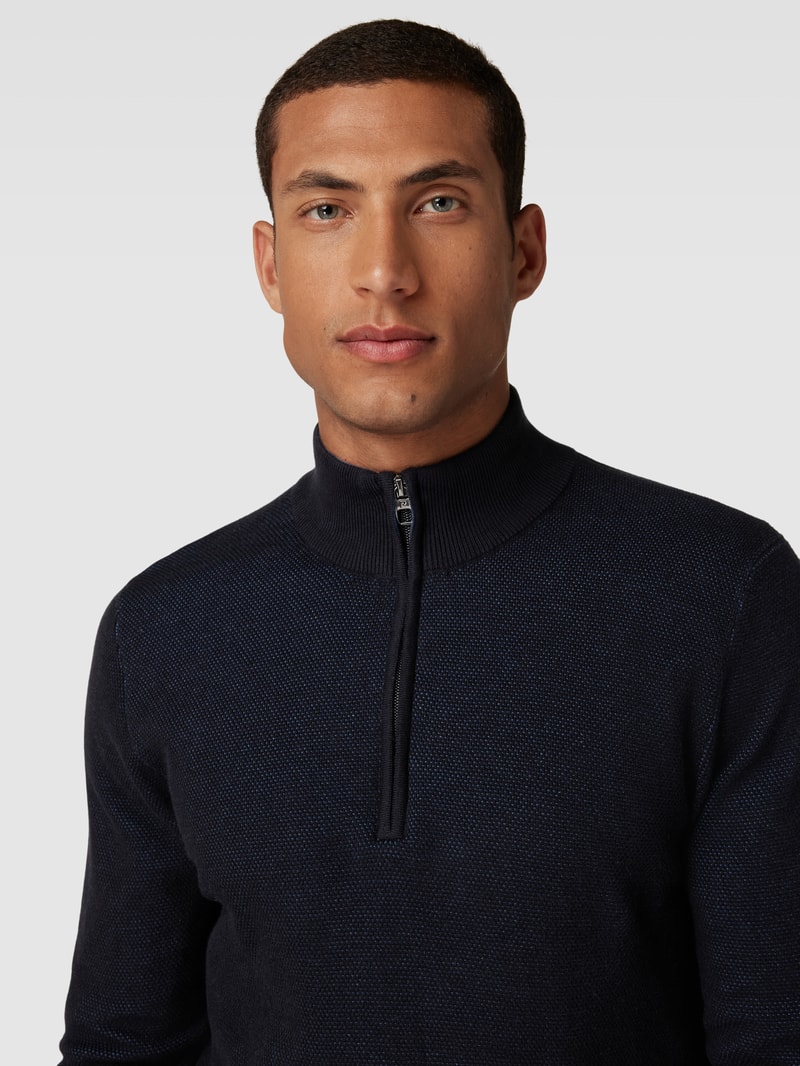 Strickpullover mit Troyer-Kragen und Reißverschluss in marineblau