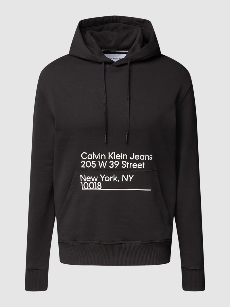 Hoodie mit Label-Print in schwarz