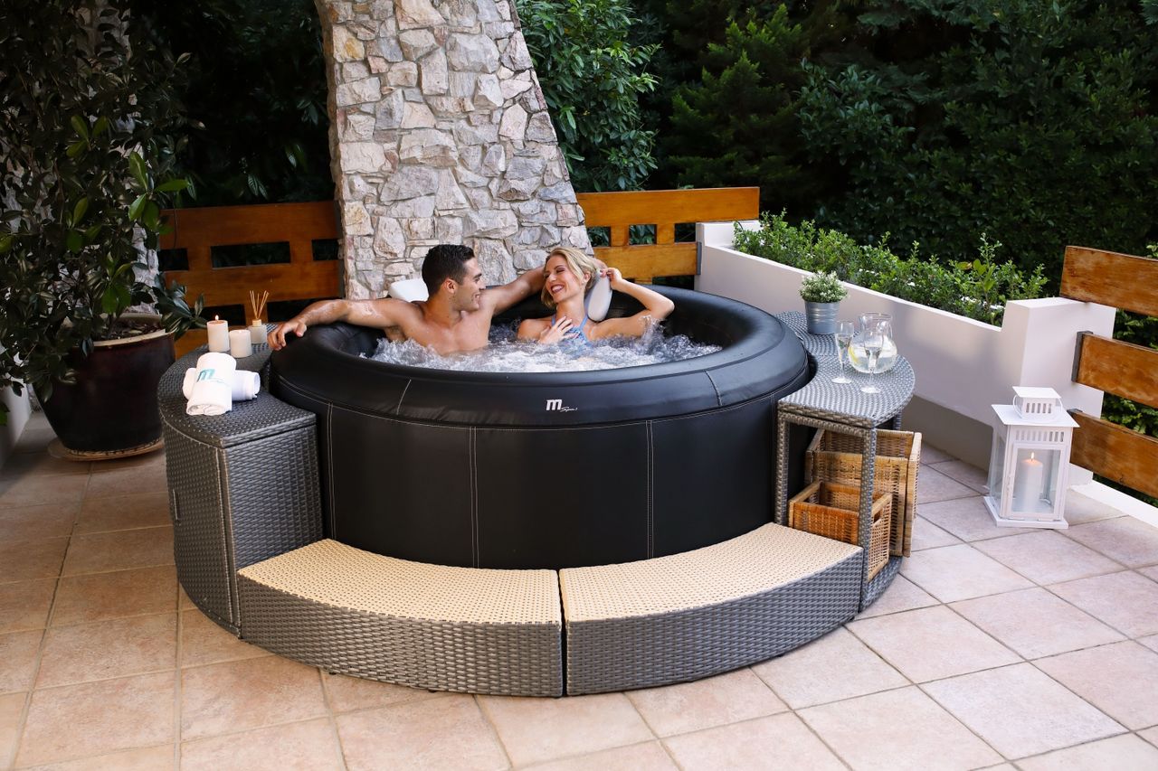 PureHaven MSpa PureHaven aufblasbarer Whirlpool 204x204x70 cm für 6 Personen selbstreinigend inkl. Filterkatuschen und Abdeckung Leergewicht 39 kg