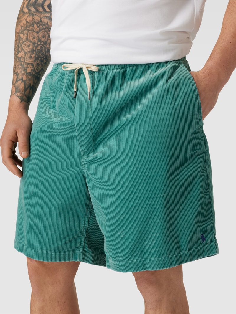 PLUS SIZE Shorts mit elastischem Bund in hellgrün