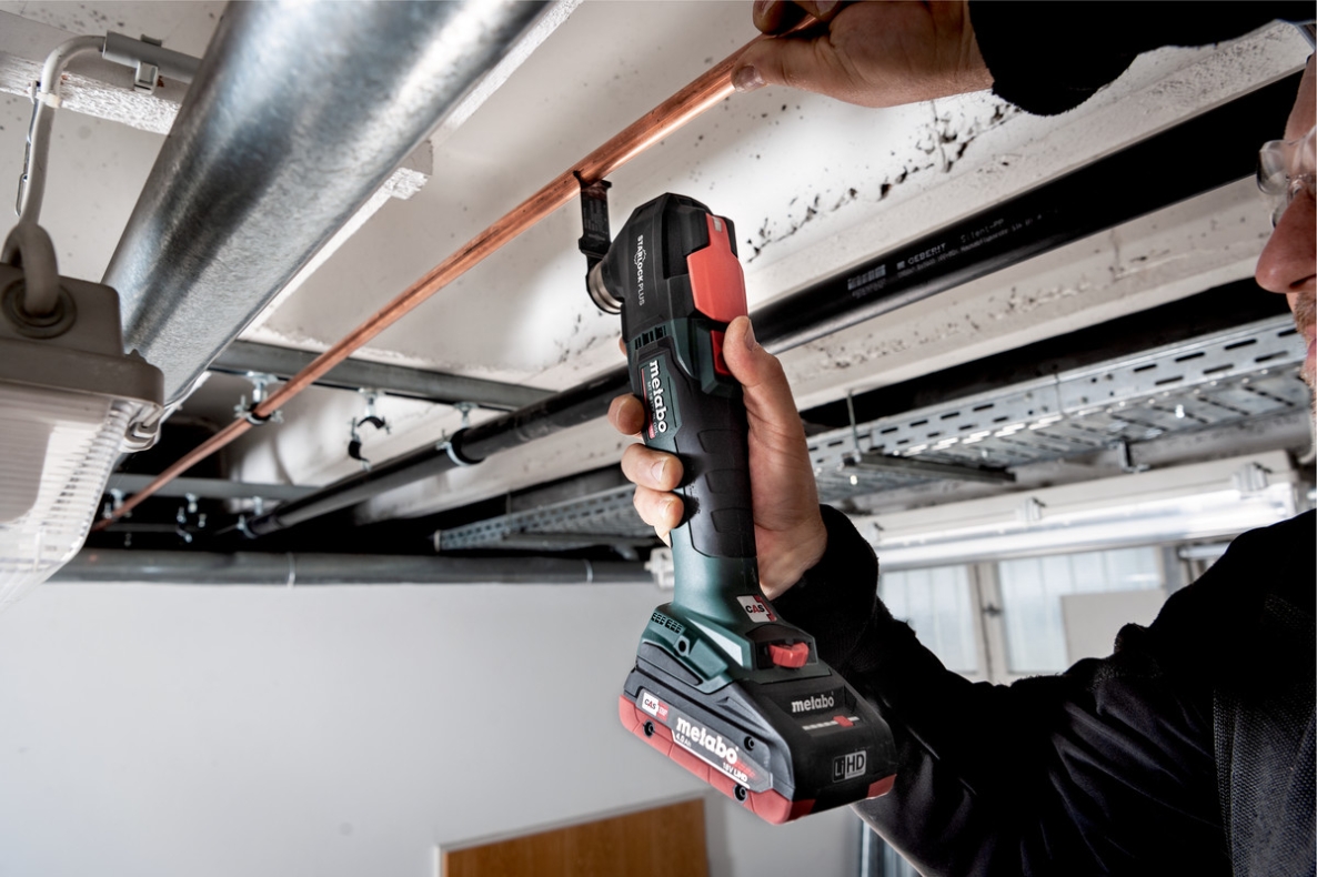 Metabo 613088840 MT 18 LTX BL QSL Accu-Multitool 18V exkl. accu's en lader a 613088840 metaBOX-ban