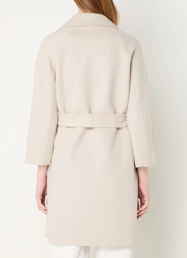 MaxMara Arona -villatakki, jossa solmittava vyö