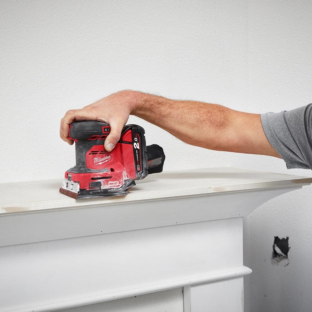 Lixadeira de superfície Milwaukee 18V 1/4 de folha M18BQSS0