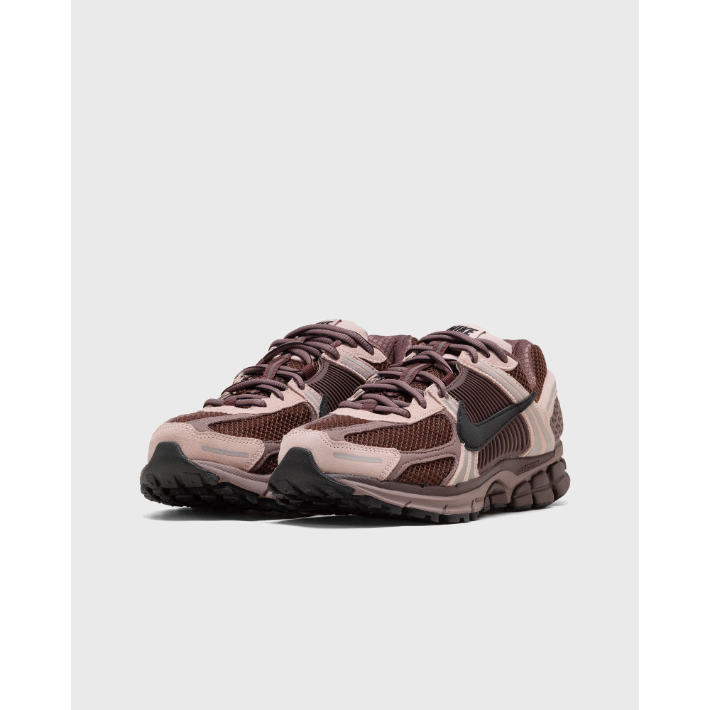 Nike WMNS Zoom Vomero 5 FV1166-200 / braun
