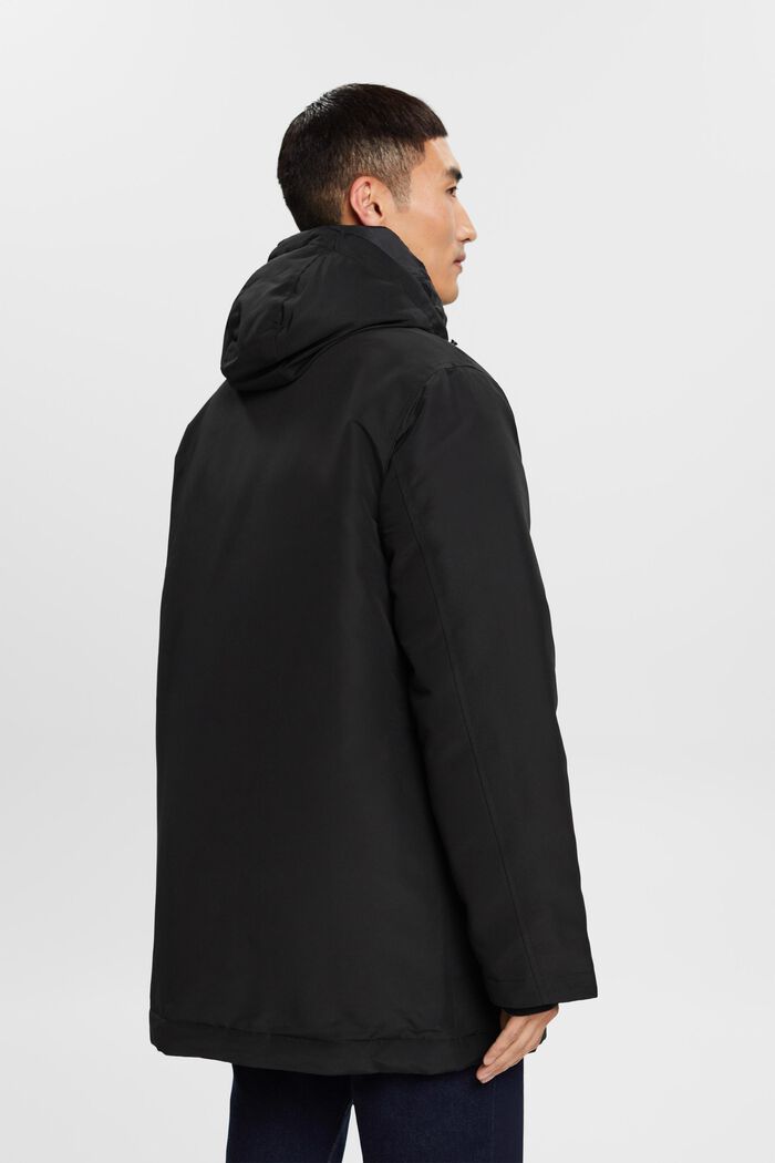 Daunenjacke mit Kapuze