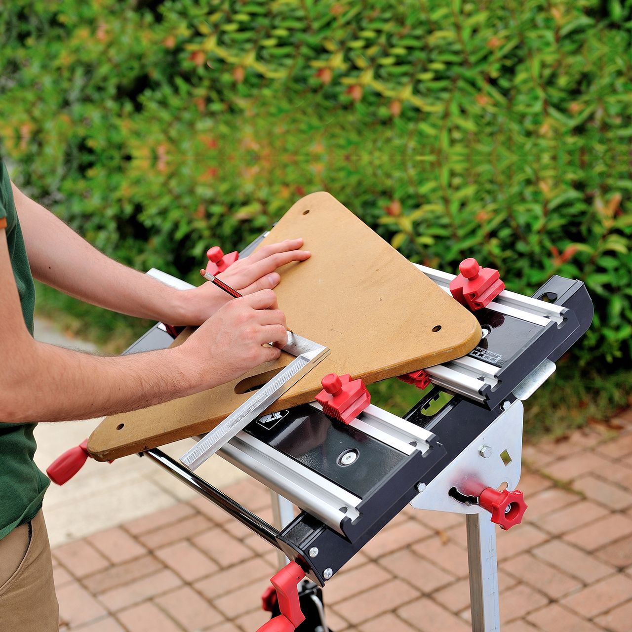 HC Tools Multifunktionswerkbank 60 x 57 x (77-107) cm