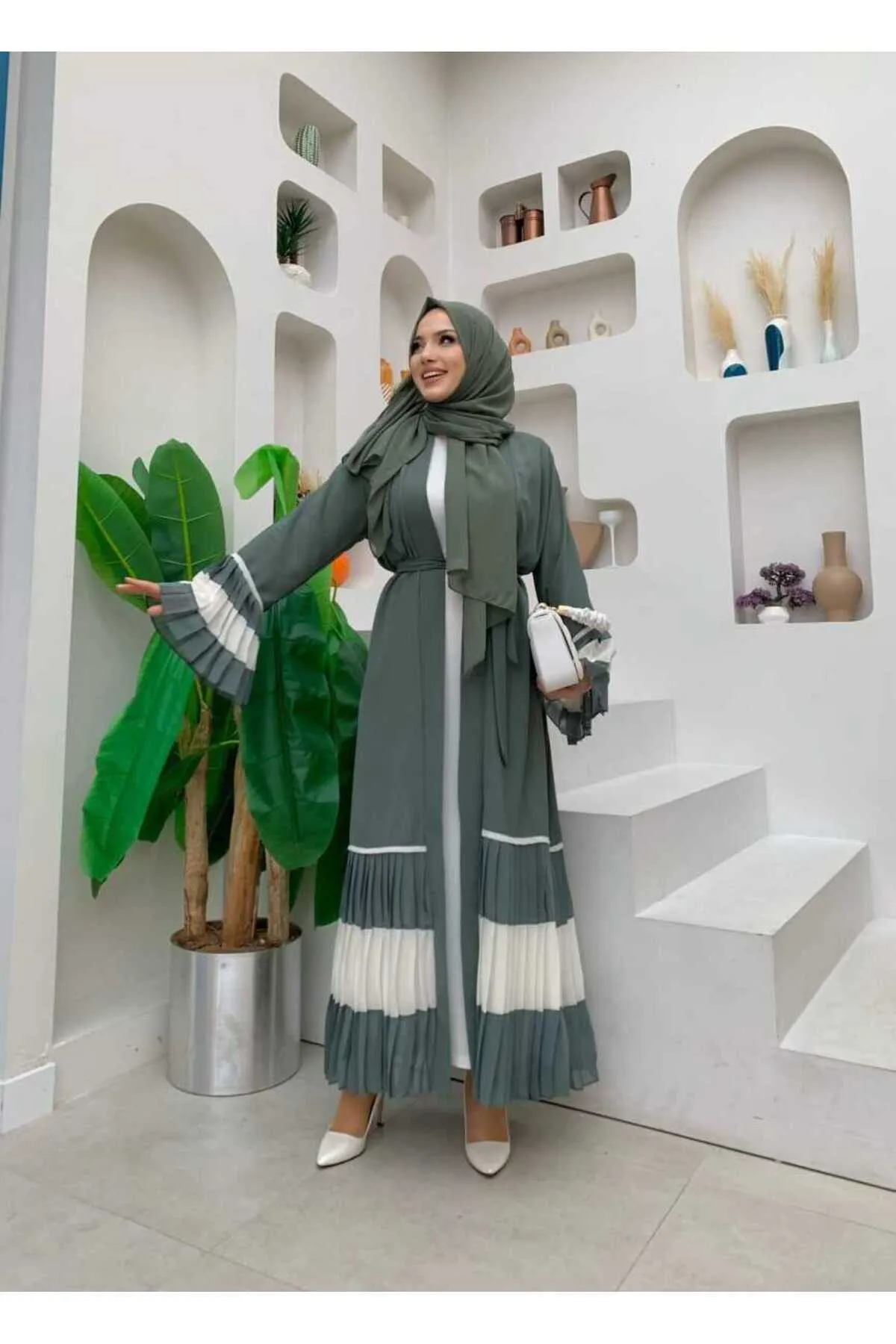 Bym Fashion  Ärmel und Rock, zweifarbig, Taillengürtel, plissierte Abaya 7454 Mint
