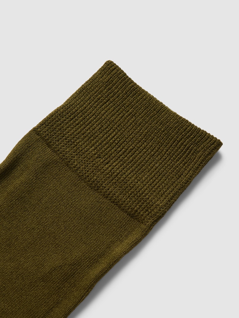 Socken mit Label-Print in dunkelgrün