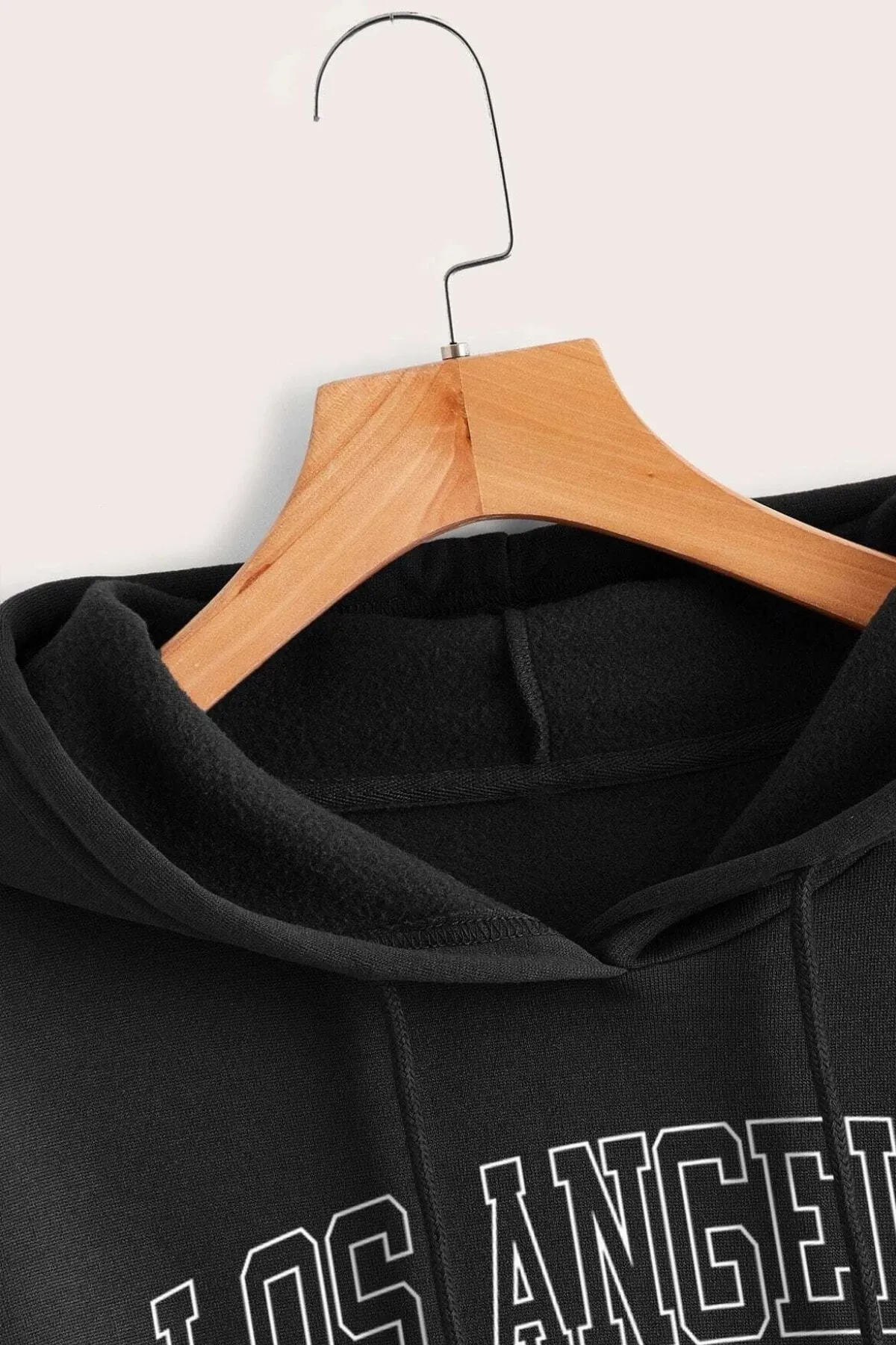 MODAGEN  Unisex-Kapuzenpullover in Schwarz mit Los Angeles-Aufdruck und Oversize-Sweatshirt