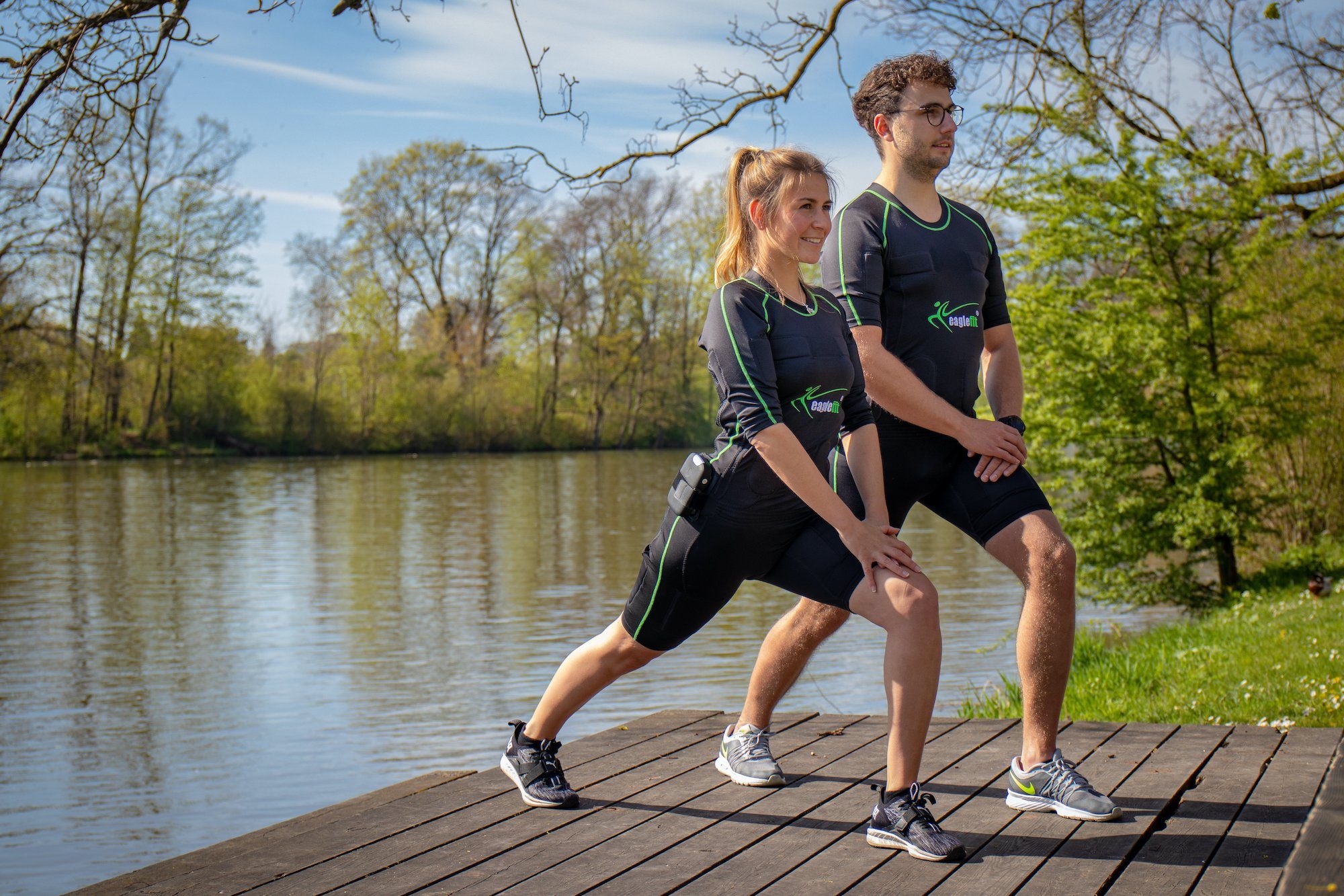 eaglefit® EMS-Gerät HOME EMS-Anzug, System mit 20 Elektroden, Training zu Hause, kabellos, (1-tlg), Trockenanzug, antibakteriell, passt sich an wie eine zweite Haut