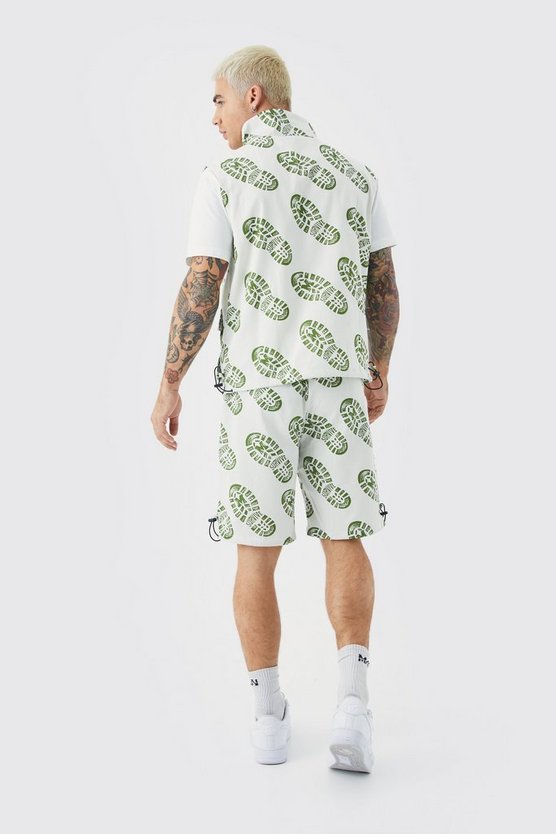 Ärmellose Twill-Weste mit Trichterkragen & Shorts