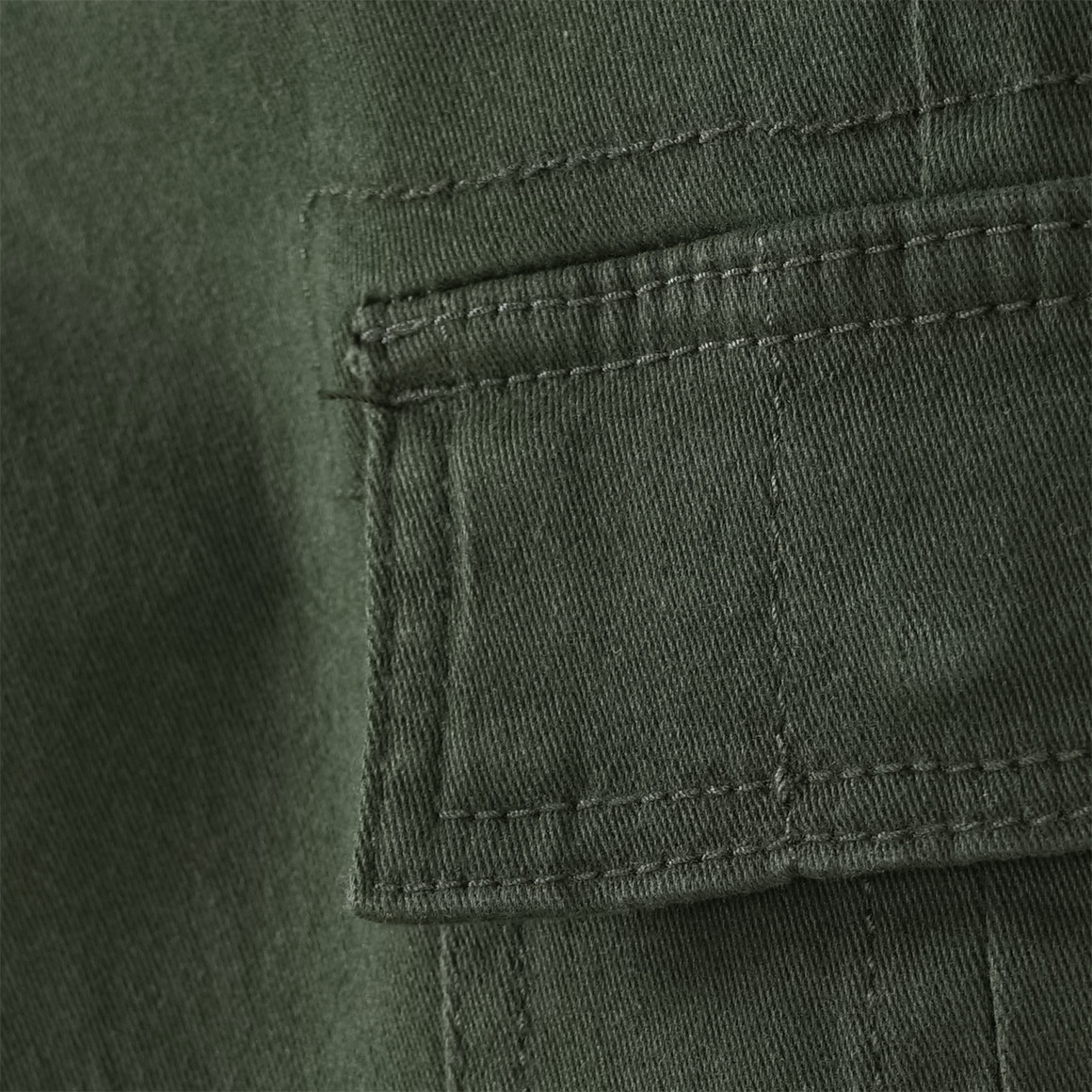 Jungen Hose im Cargo-Look