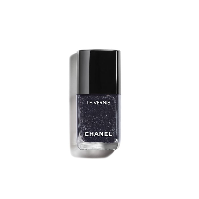 NAGELLACK – FARBE UND GLANZ MIT LANGEM HALT