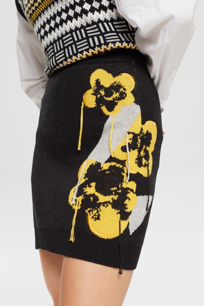 Strick-Minirock mit floralem Jacquard-Muster