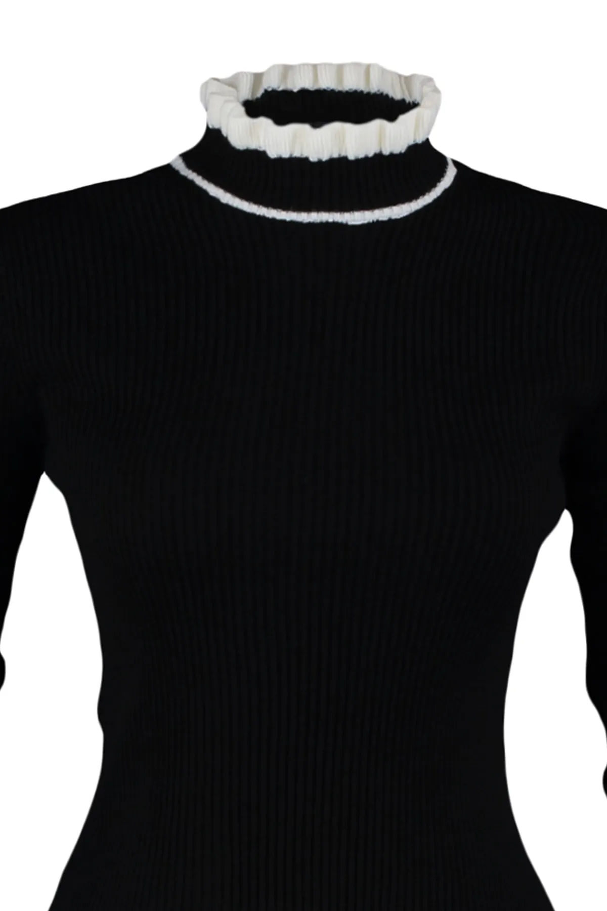 Trendyol Collection  Schwarzer Strickpullover mit Farbblockdesign TWOAW22KZ1250