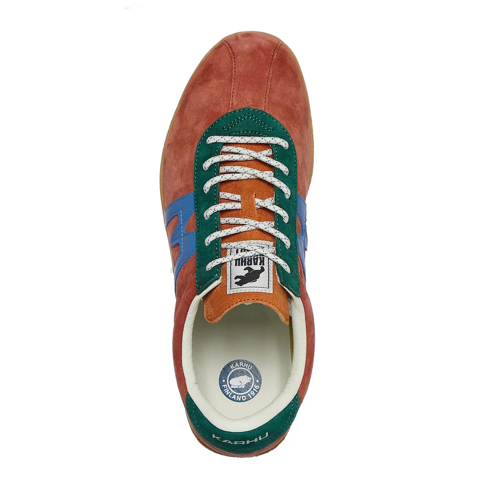 Karhu Trampas F809033 / braun