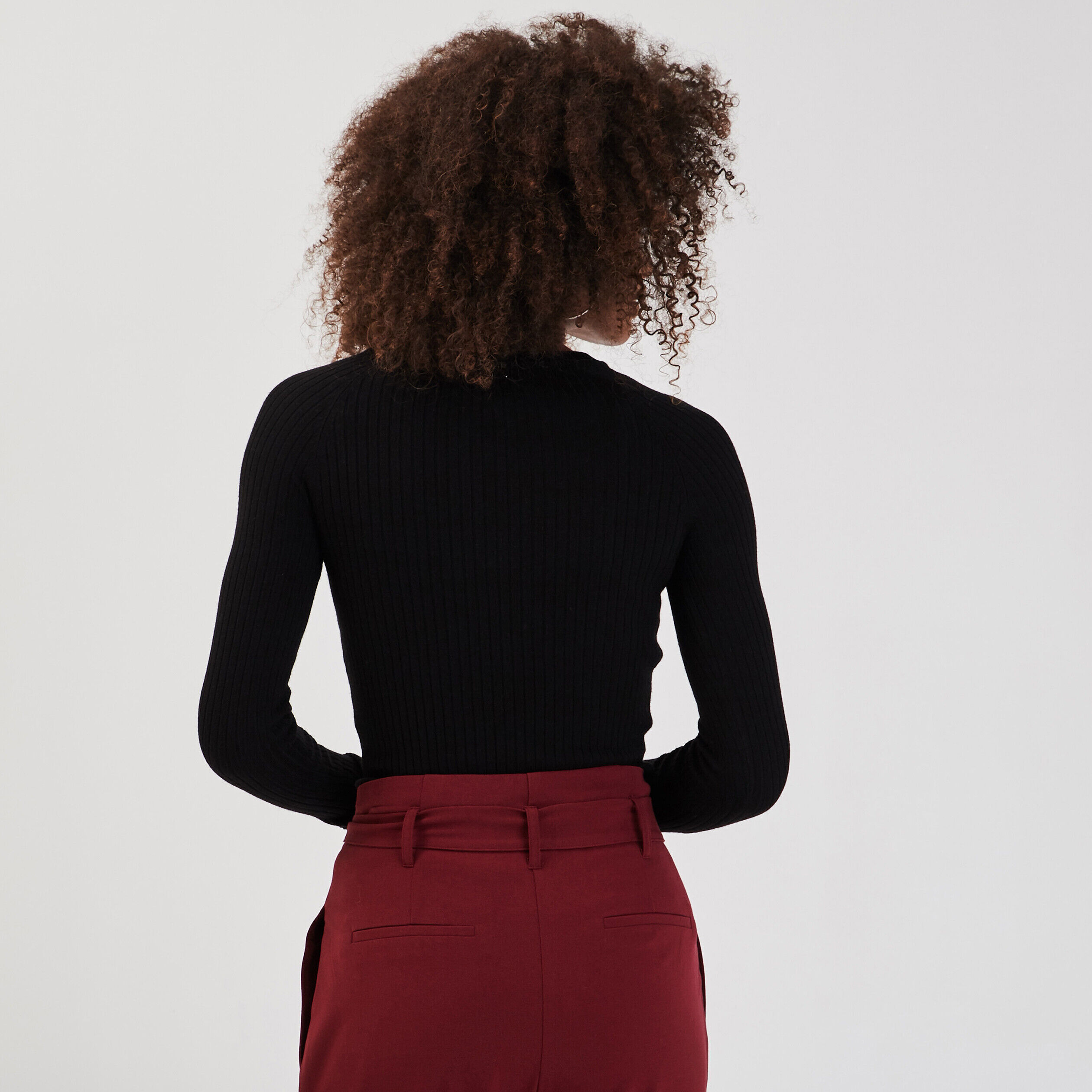 Pull côtelé avec boutons noir femme | Cache Cache