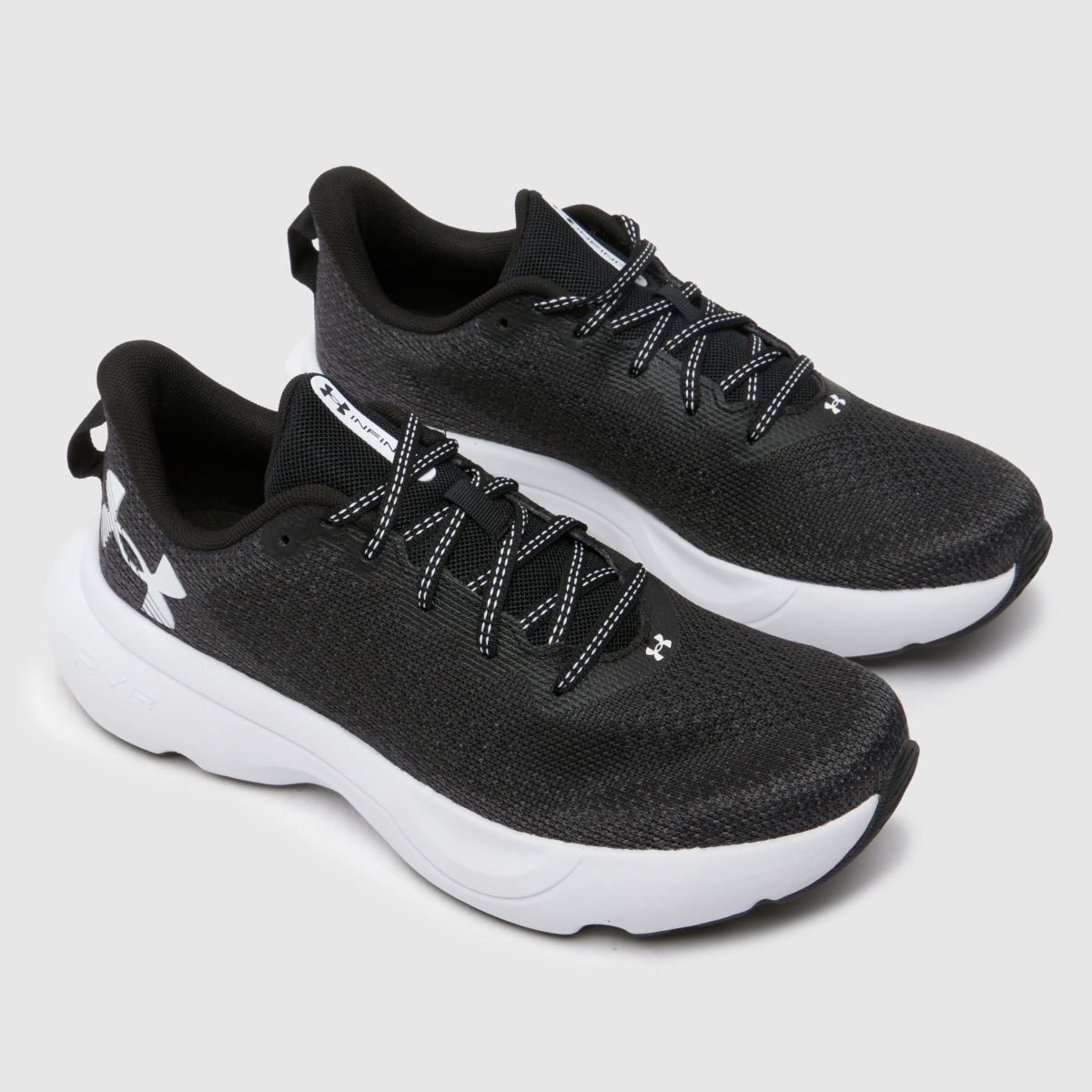 Under Armour – Infinite – Svarta och vita träningsskor