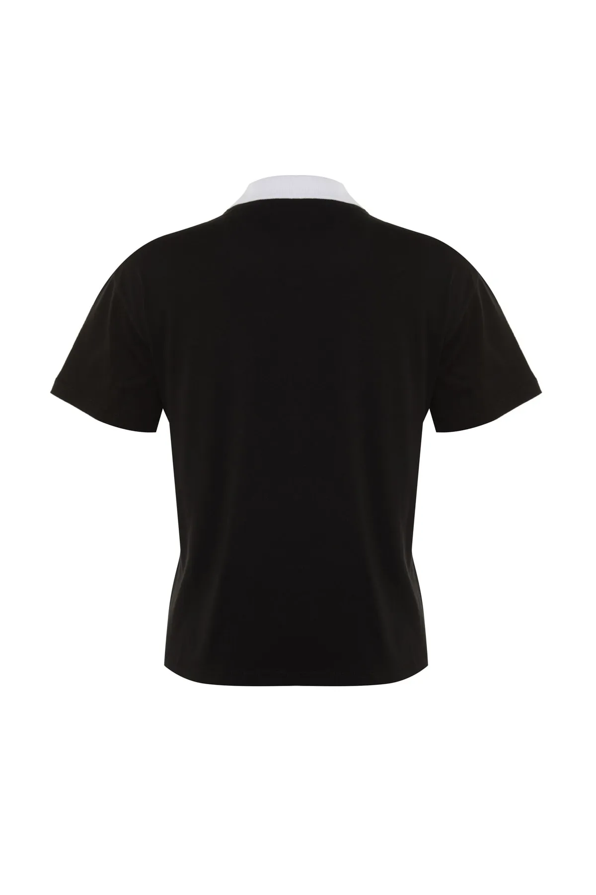 Trendyol Collection  Schwarzes, lässig geschnittenes Basic-Strick-T-Shirt mit Polo-Ausschnitt aus 100 % Baumwolle mit City-Print TWOSS21TS3424