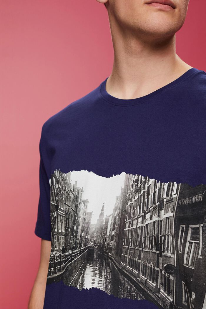 Rundhals-T-Shirt mit Print, 100 % Baumwolle