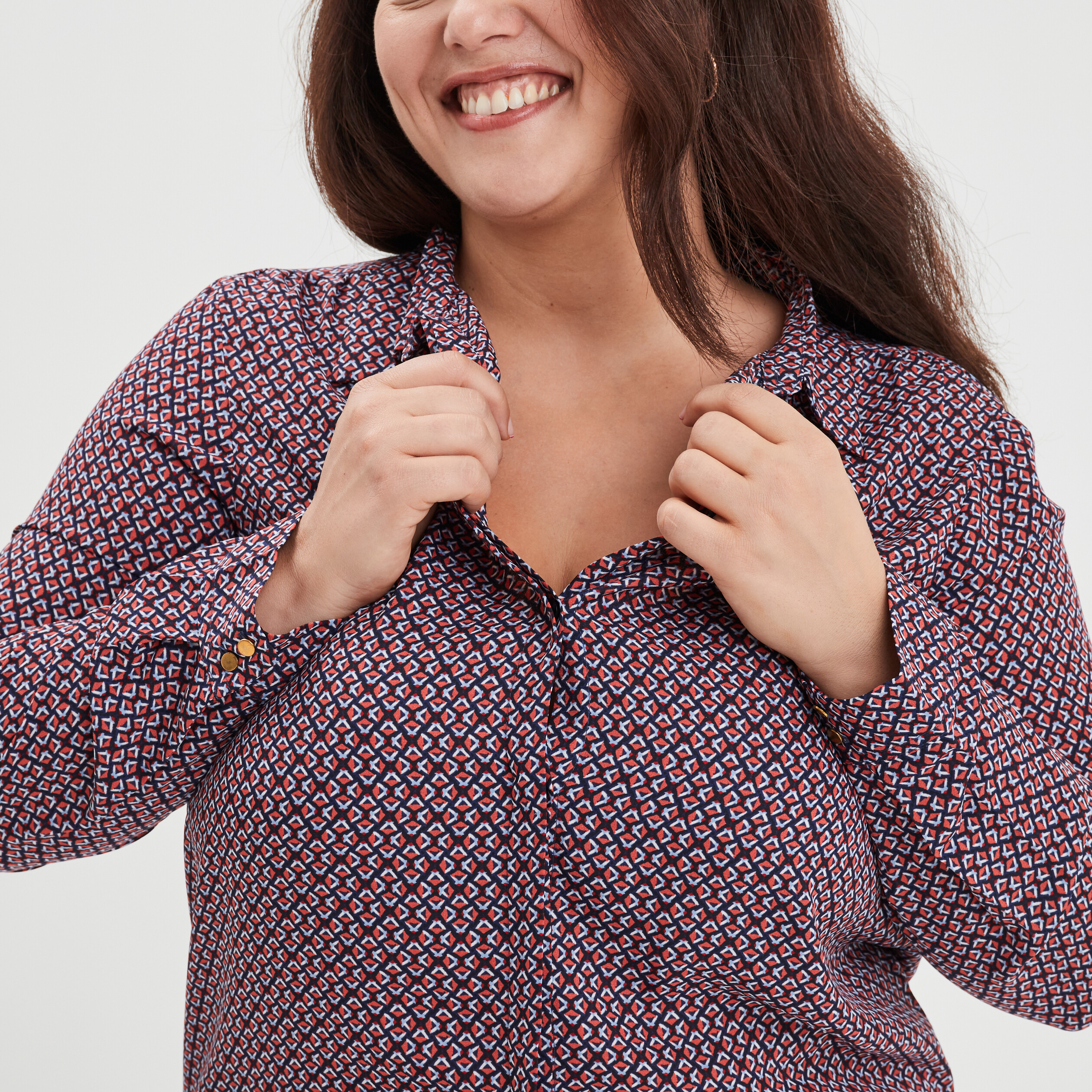 Chemise manches longues coupe ajustée rouge femme grande taille | La Halle