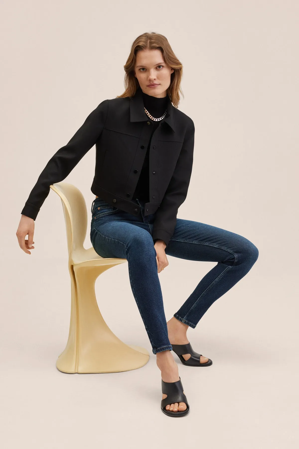 MANGO  Blaue Damenjeans 27011123