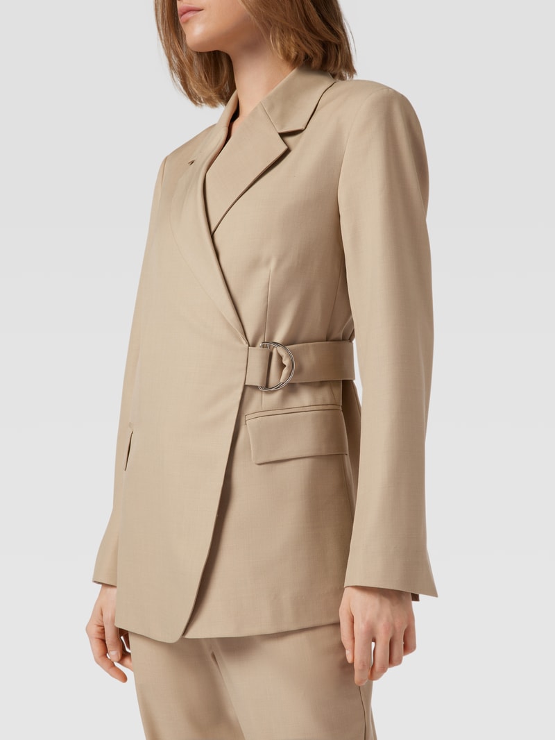 Blazer mit Pattentaschen in beige