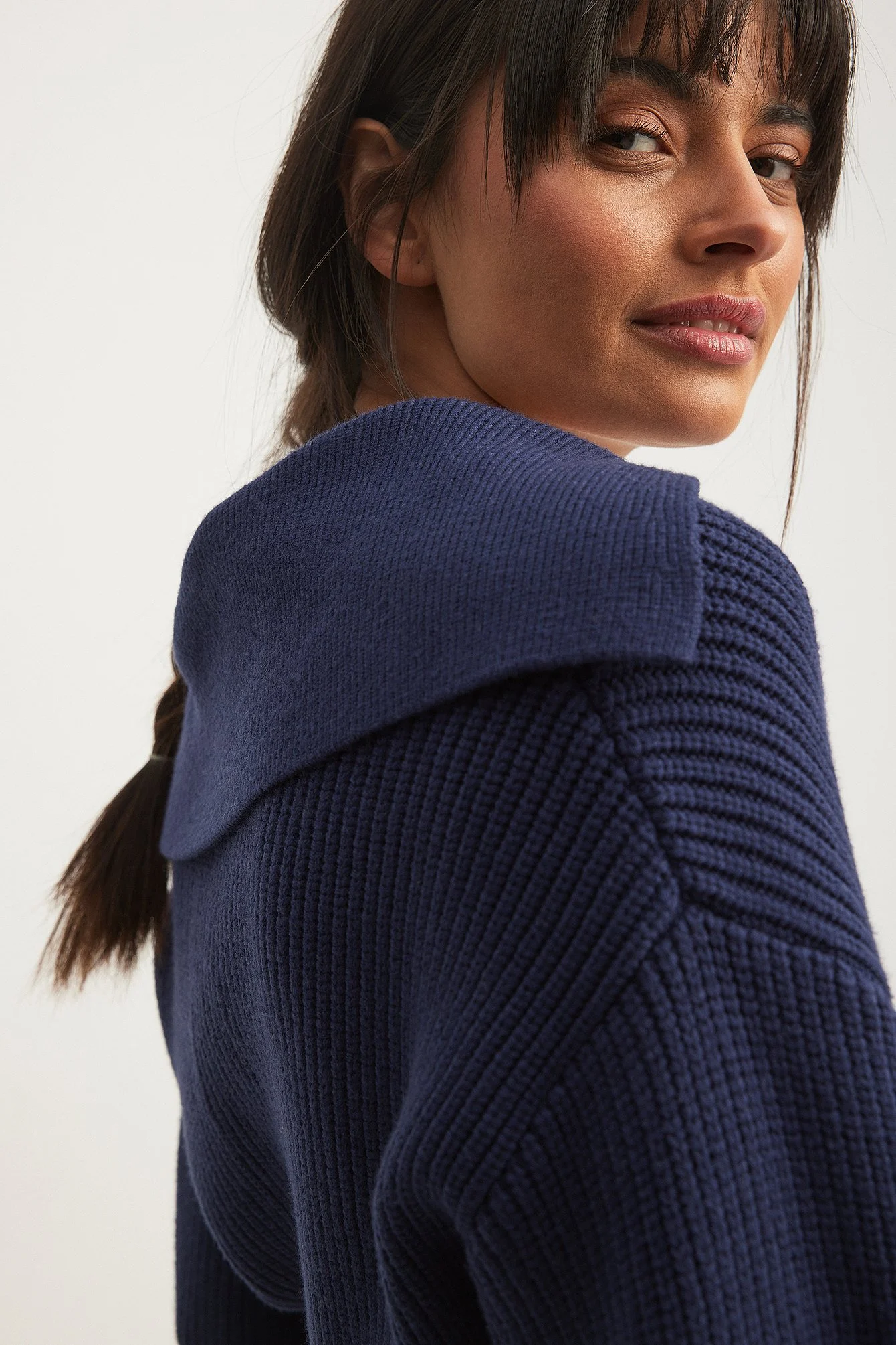 Strickpullover mit V-Ausschnitt