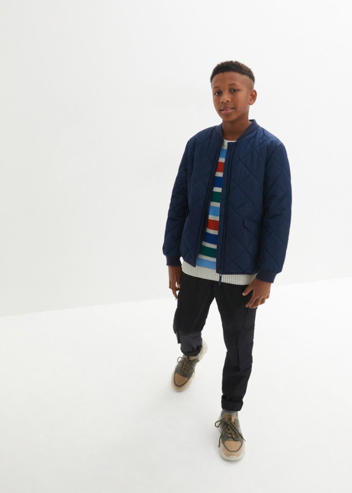 Jungen Strickpullover mit Streifen
