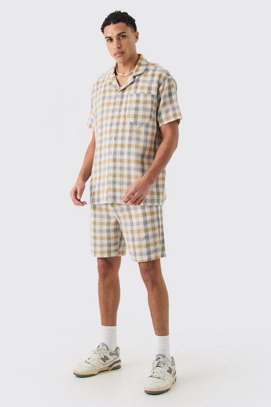 Strukturiertes Oversize Karohemd und Shorts