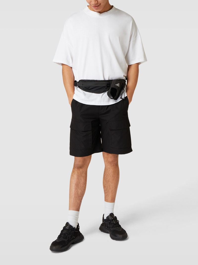 Gürteltasche mit Label-Print Modell 'RUN' in schwarz