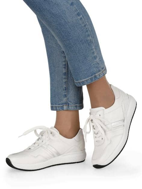 Sportschuh mit Shock Absorber
