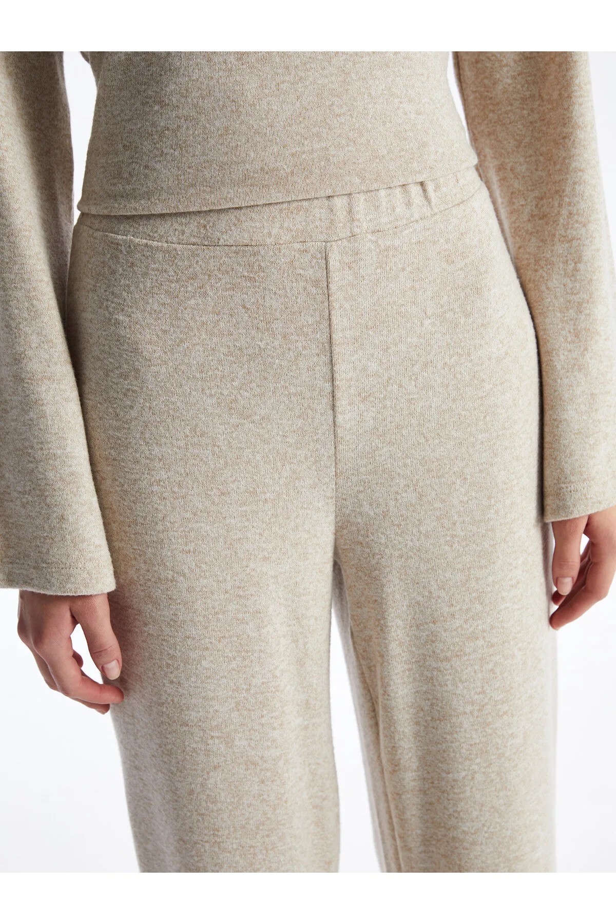 LC Waikiki  Einfarbige Jogginghose für Damen mit elastischem Bund