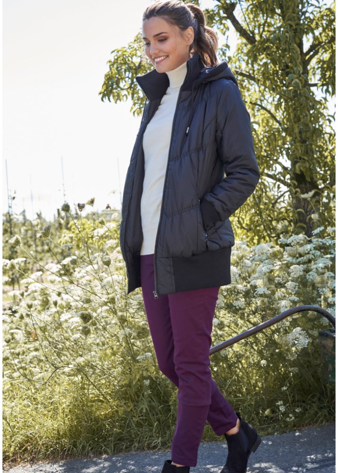 Steppjacke mit breitem Komfortbund und Kapuze