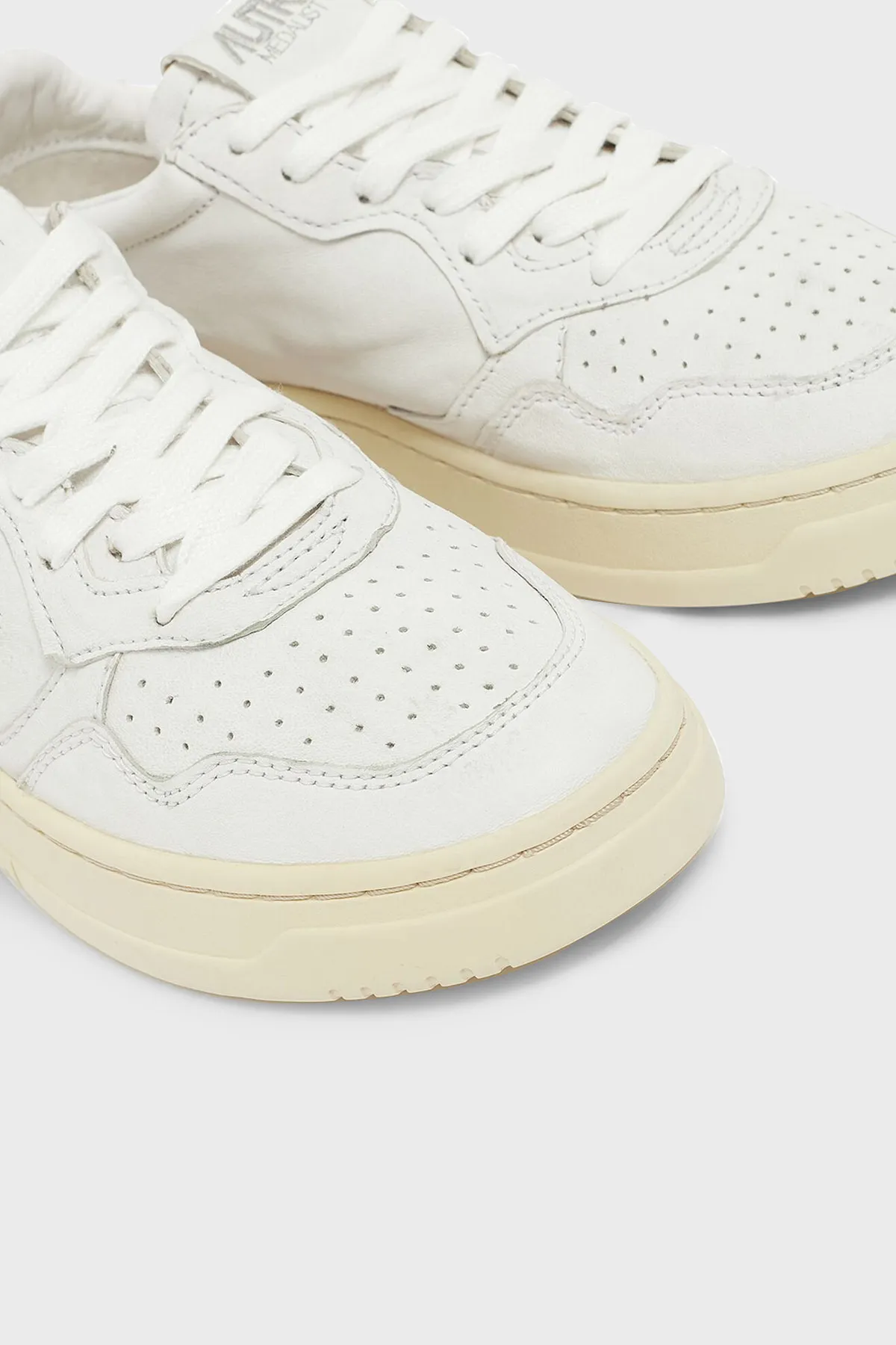 AUTRY  Medalist Sneaker-Schuhe aus echtem weichem Leder SCHUHE AULW