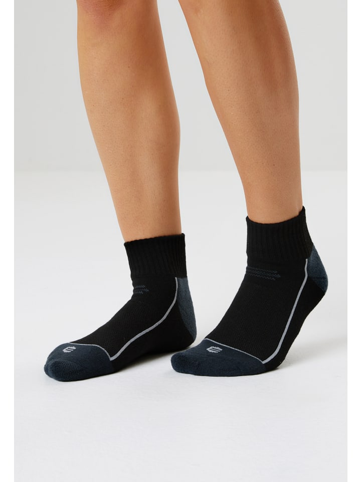 Endurance Socken im 8er Pack Avery in 1001 Black günstig kaufen