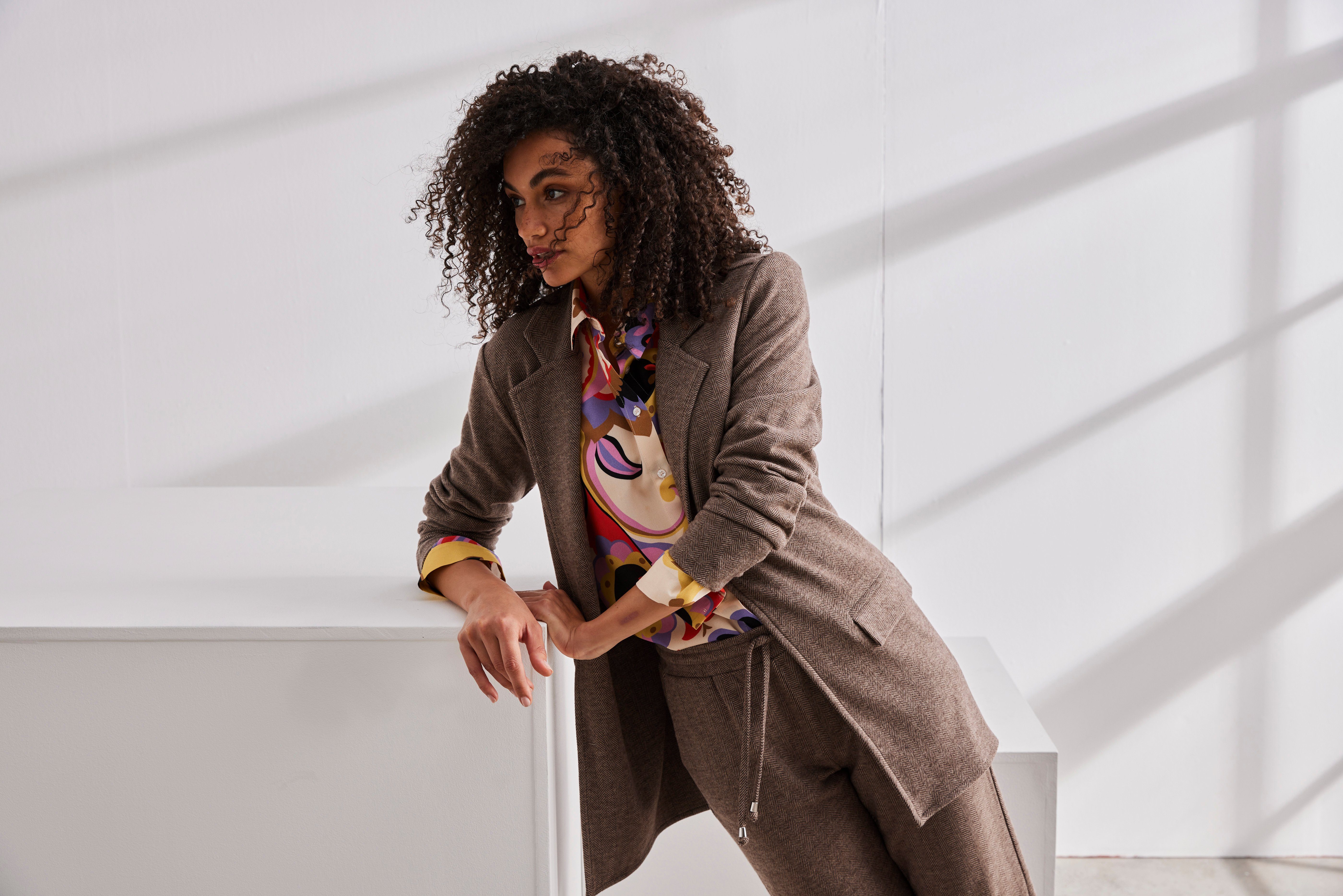 Aniston CASUAL Longblazer mit Fischgrat-Muster