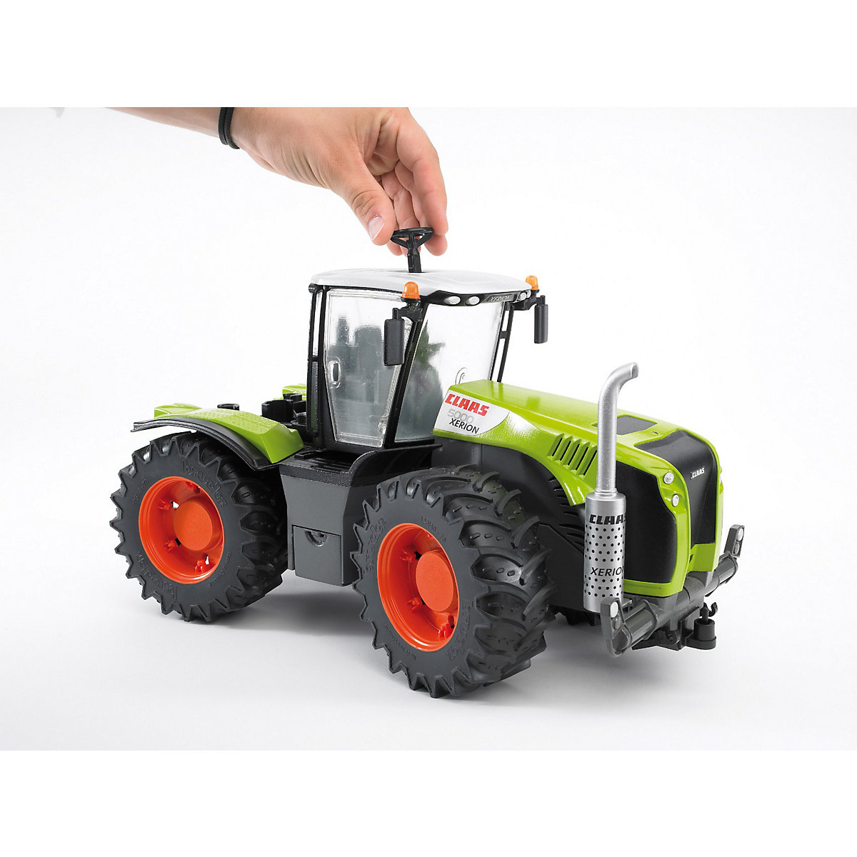 BRUDER 03015 Claas Xerion 5000